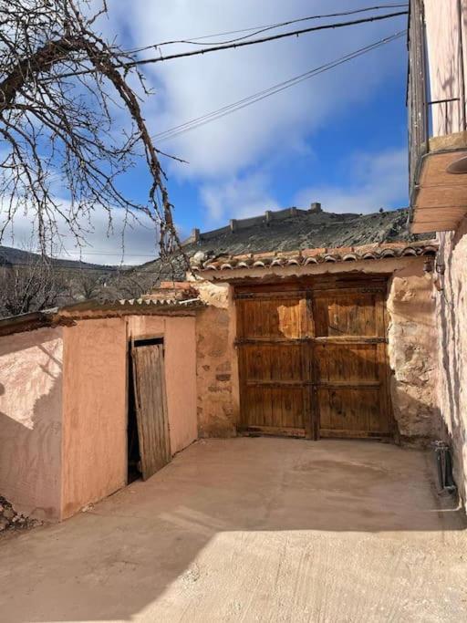 Villa Acogedora Casa Con Patio-Parking Albarracín Exterior foto
